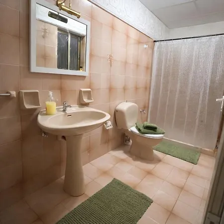 Encanto Getaways - Within Our Family Apartament